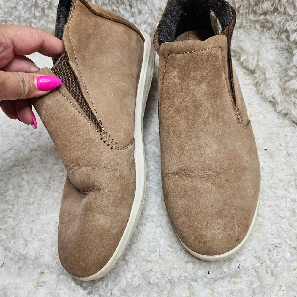 OluKai Hawai'iloa Manu Hope Waterproof Nubuck Leather Ankle Boots‎ sz 9